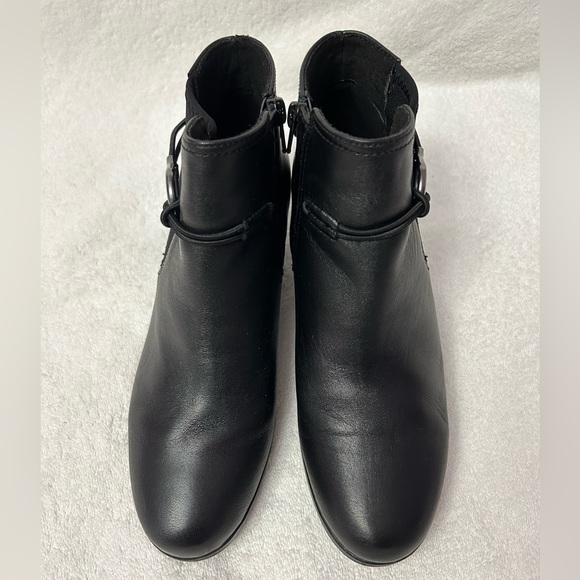 Clarks Black Women's Emily 2 Kaylie Meidum/WideAnkle Bootie Size 9M - Picture 2 of 7